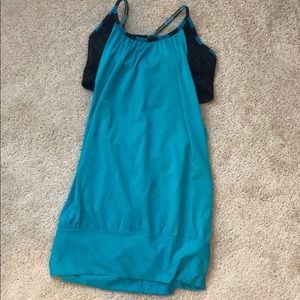 Lululemon tank with built in bra
